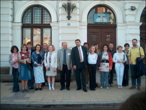 4-05-04 Visita a l'ajuntament de Turda