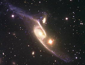 Galaxia estirada