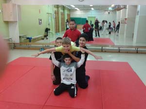 Acrosport i tambourelli Acrosport i tambourelli