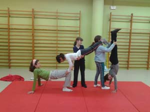 Acrosport i tambourelli Acrosport i tambourelli