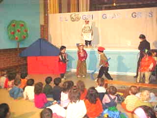 el núvol gris, gras i gros