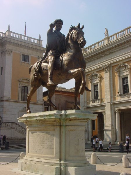 07a_marcus_aurelius_hest.jpg