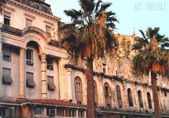 04b_dioclecian_front.jpg