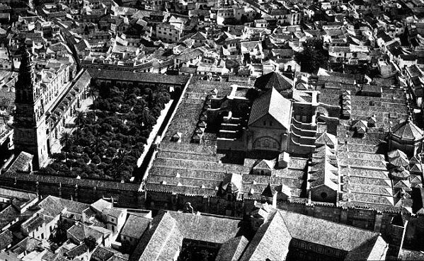 20b_mesquita_c_rdova.jpg