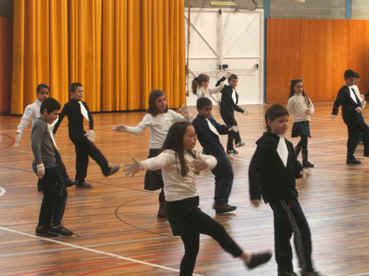 danses08_02.jpg (15812 bytes)
