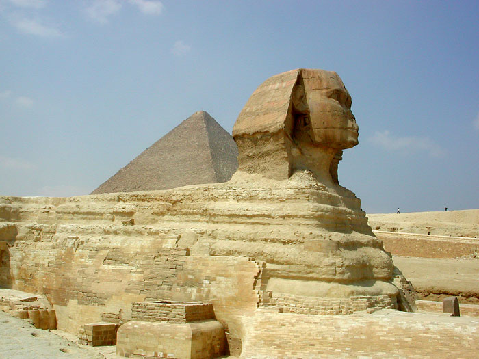 31 sphinx-good2_lg.jpg (700x525; 85393 bytes)