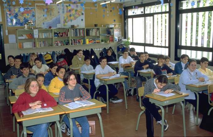 clas2gr.jpg (46467 bytes)