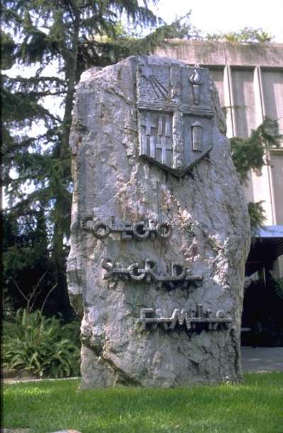 monolgr.jpg (40145 bytes)