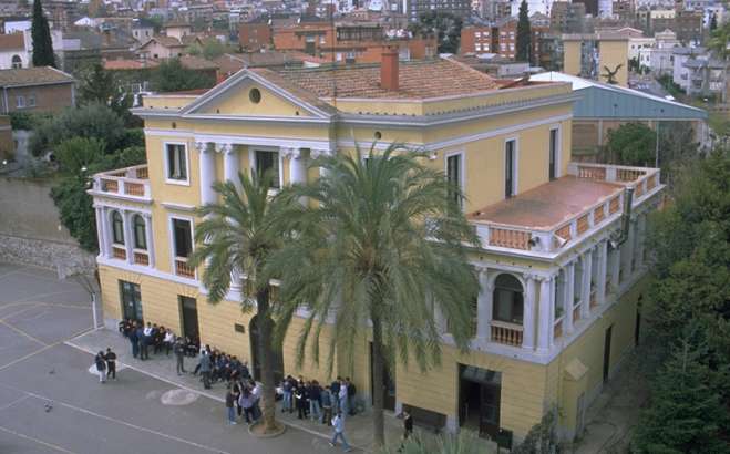 torregr.jpg (39426 bytes)