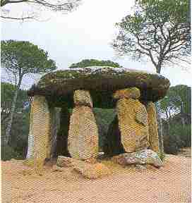 dolmen pedra gentil foto.jpg (142384 bytes)