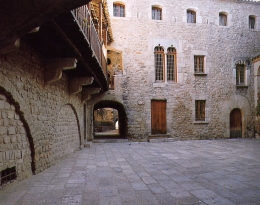 Plaa de l'Abadia. Foto: Jordi Olavarrieta