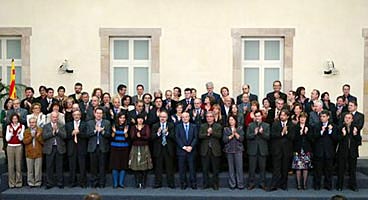 Els diputats electes del PSC, ERC i ICV-EUiA, en la presentació del Govern d'Entesa al Parlament. Foto:  A. BERTRAN