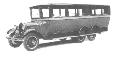 Autobus de tres ejes sobre chasis Ford de 1931.