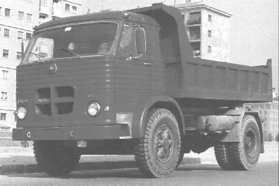 Pegaso 1065 de 1966 en version dumper.