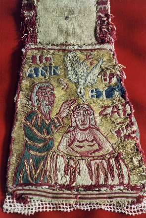 Girona. Sant Feliu. Estola de Sant Narc�s. Fragment del bateig de Crist. Segle X.