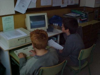 En Joan ens fa les c�pies