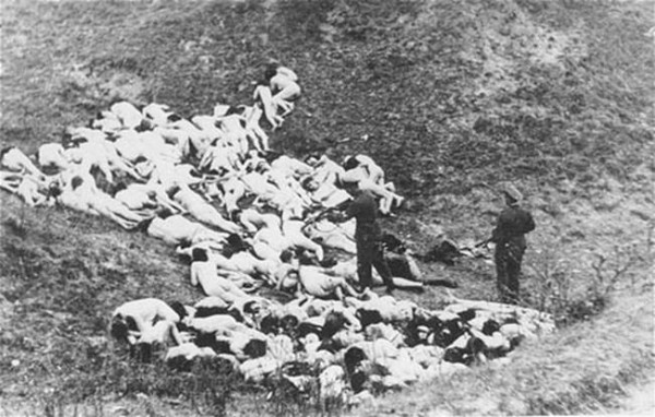 holocausto24.jpg