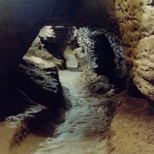 Coves del Toll. Moià. Barcelona.