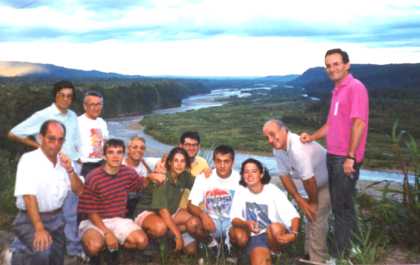 El grup amb alguns missioners espanyols