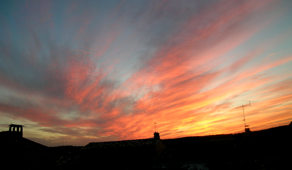 Una puesta de sol desde el taller de la fundacin