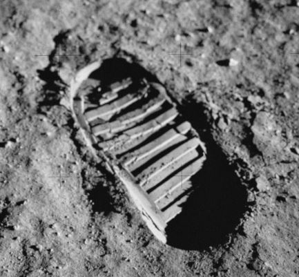 Pisada de Neil Armstrong en la Luna